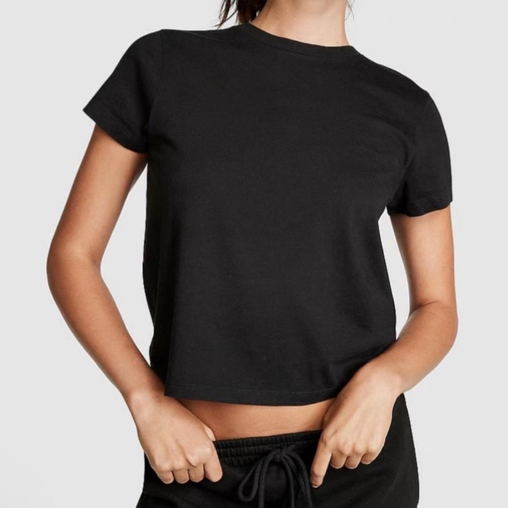 NWOT PINK Basic Short Sleeve Cotton Cropped T-Shirt